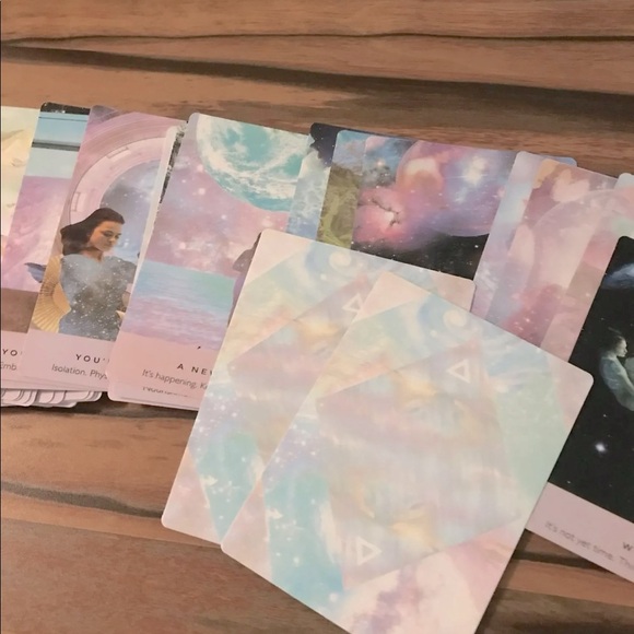 The Starseed Oracle Tarot Cards - Picture 3 of 3